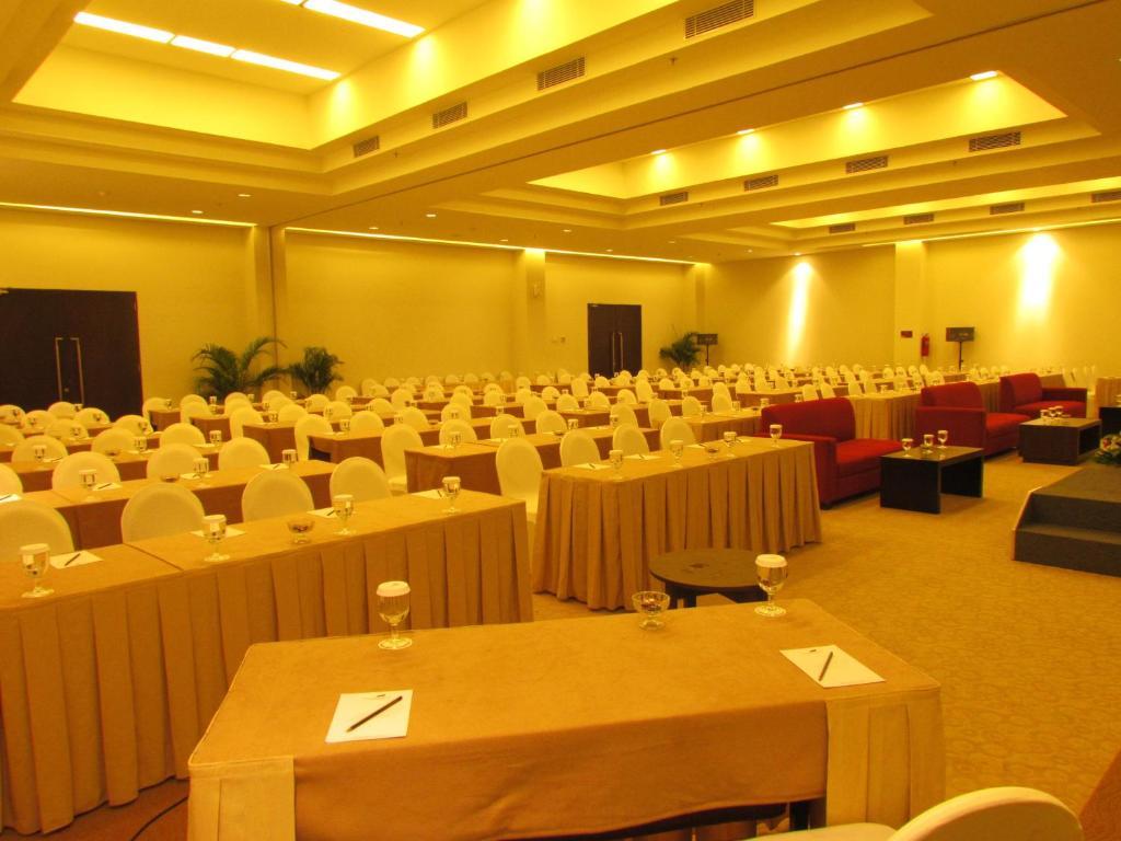 Padjadjaran Hotel Bogor Ngoại thất bức ảnh